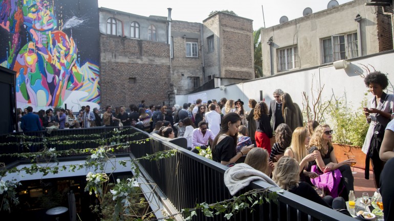 Galería Lastarria celebró su primer aniversario con un taquillero brunch para más de 150 personas