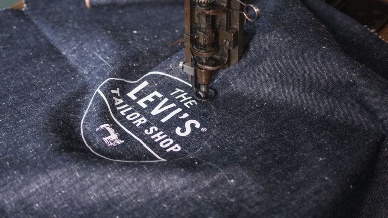 Levi ‘s  Tailor Shop: experiencia en Mall Costanera Center que te invita a diseñar sin límites tu prenda favorita