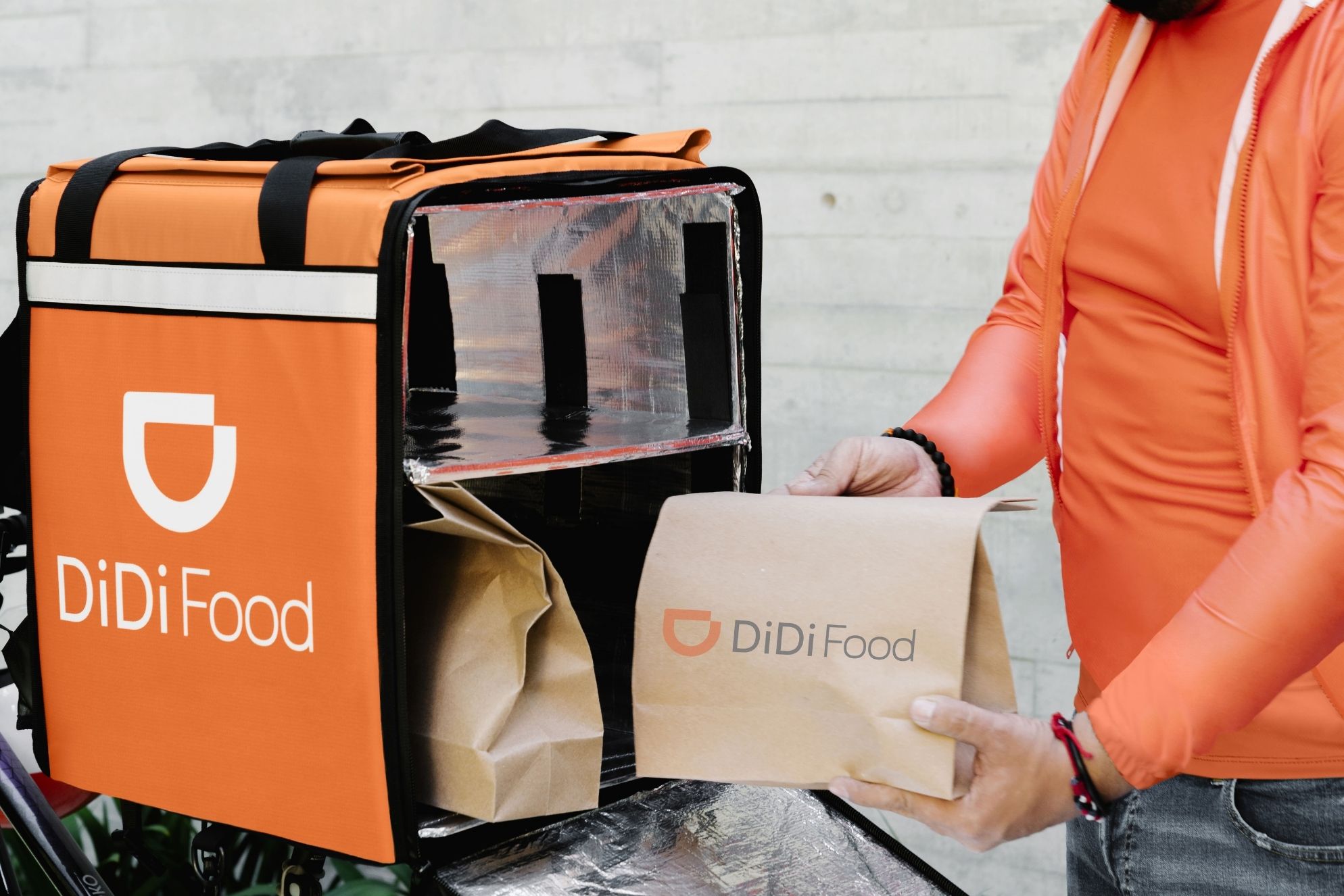 Didi apuesta a lo grande y aterriza en Chile con nueva app que revolucionará el delivery local