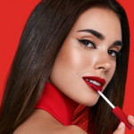 Maquillaje a prueba de todo para mujeres imparables