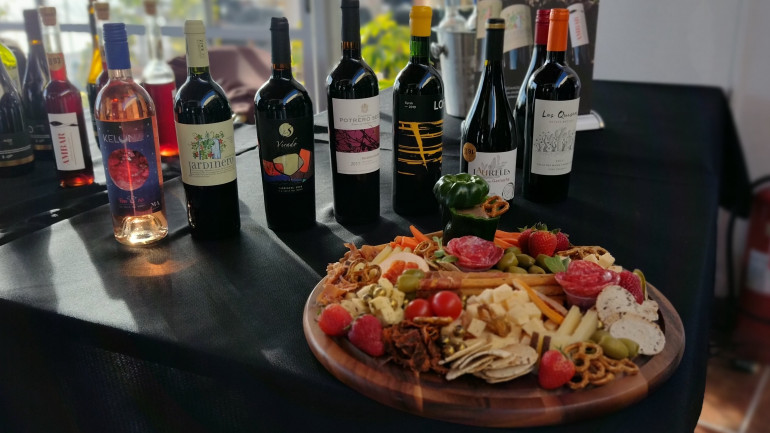 PEQUEÑOS PRODUCTORES VITIVINÍCOLAS MAIPORIGEN REALIZARÁN SU PRIMERA FERIA DE VINOS EN SANTIAGO